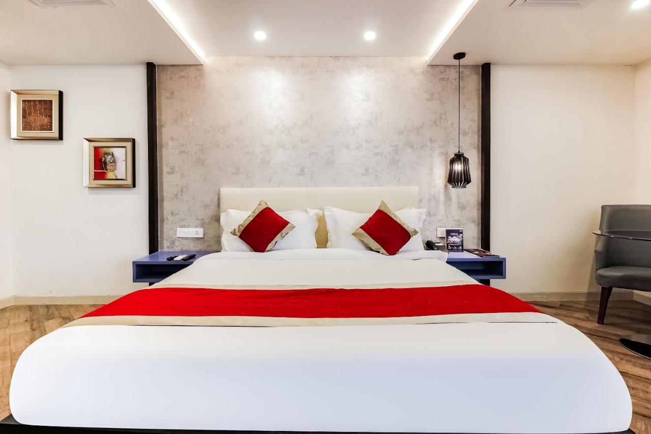 Palette - Hotel Kass Khapri Ngoại thất bức ảnh