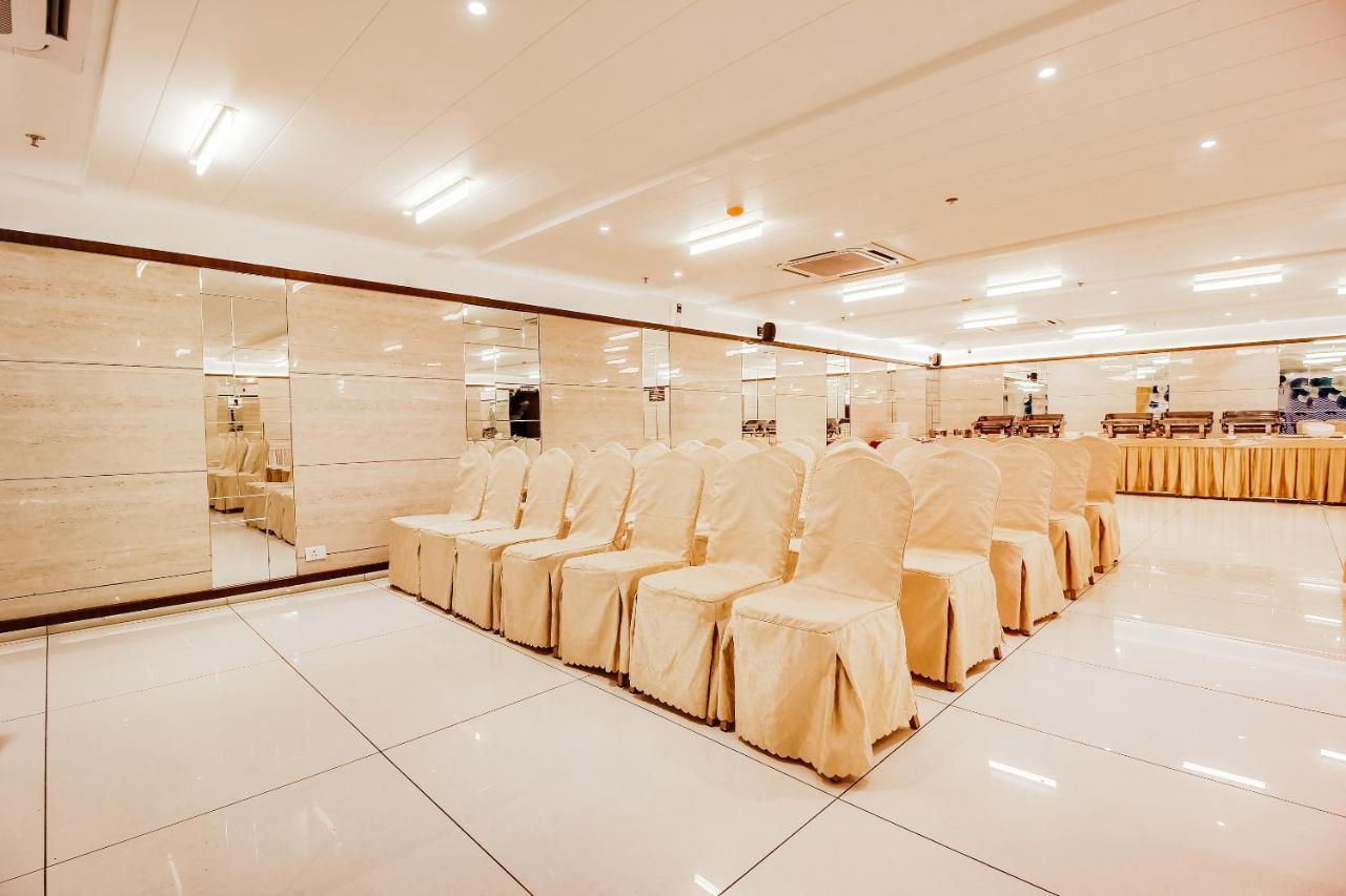 Palette - Hotel Kass Khapri Ngoại thất bức ảnh