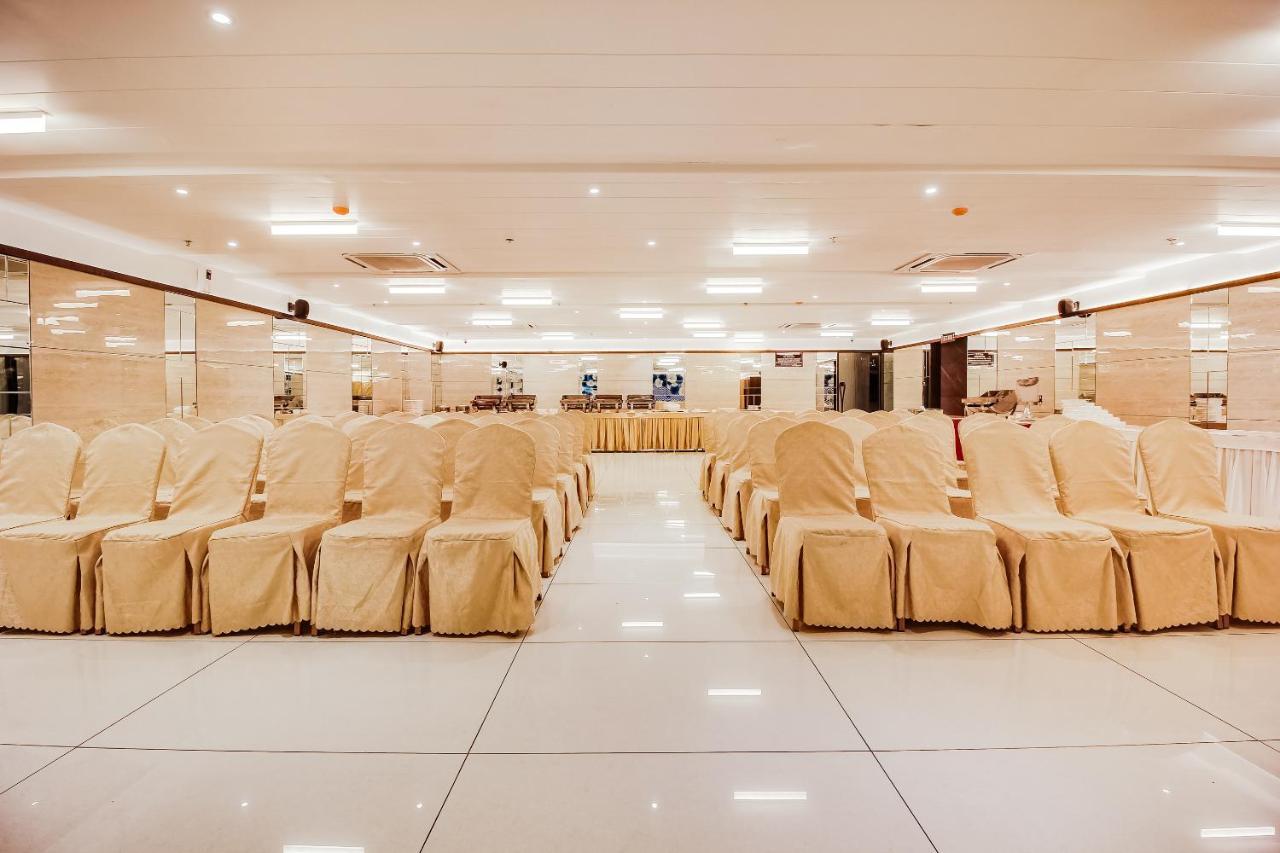 Palette - Hotel Kass Khapri Ngoại thất bức ảnh